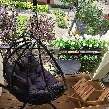 Modern With A Loggia アパート